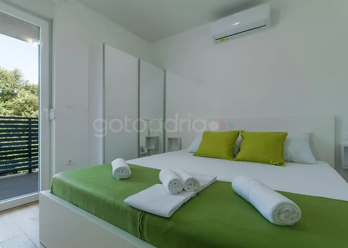 Apartment Sea View Pezze *